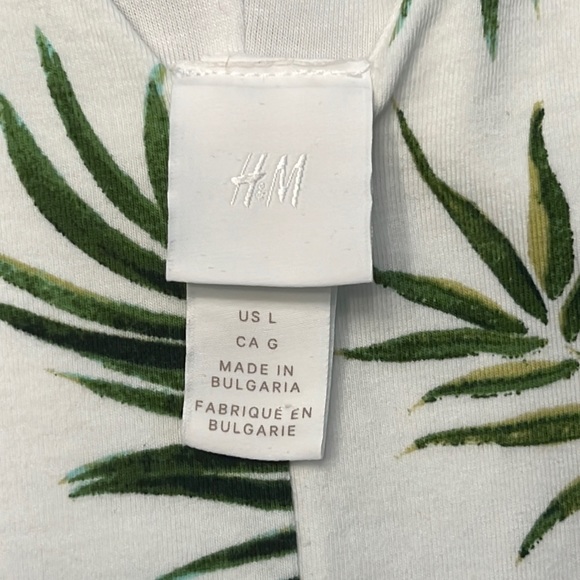 H&M Palm Leaves Patterned Bodysuit - Picture 9 of 9